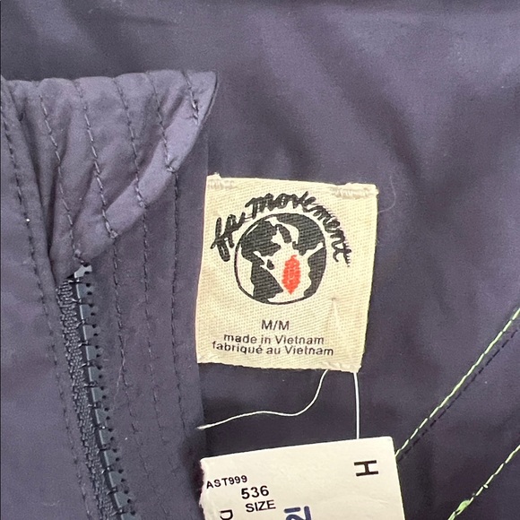 Free People Movement Care Like the Wind New navy neon Anorak jacket medium - Picture 6 of 14